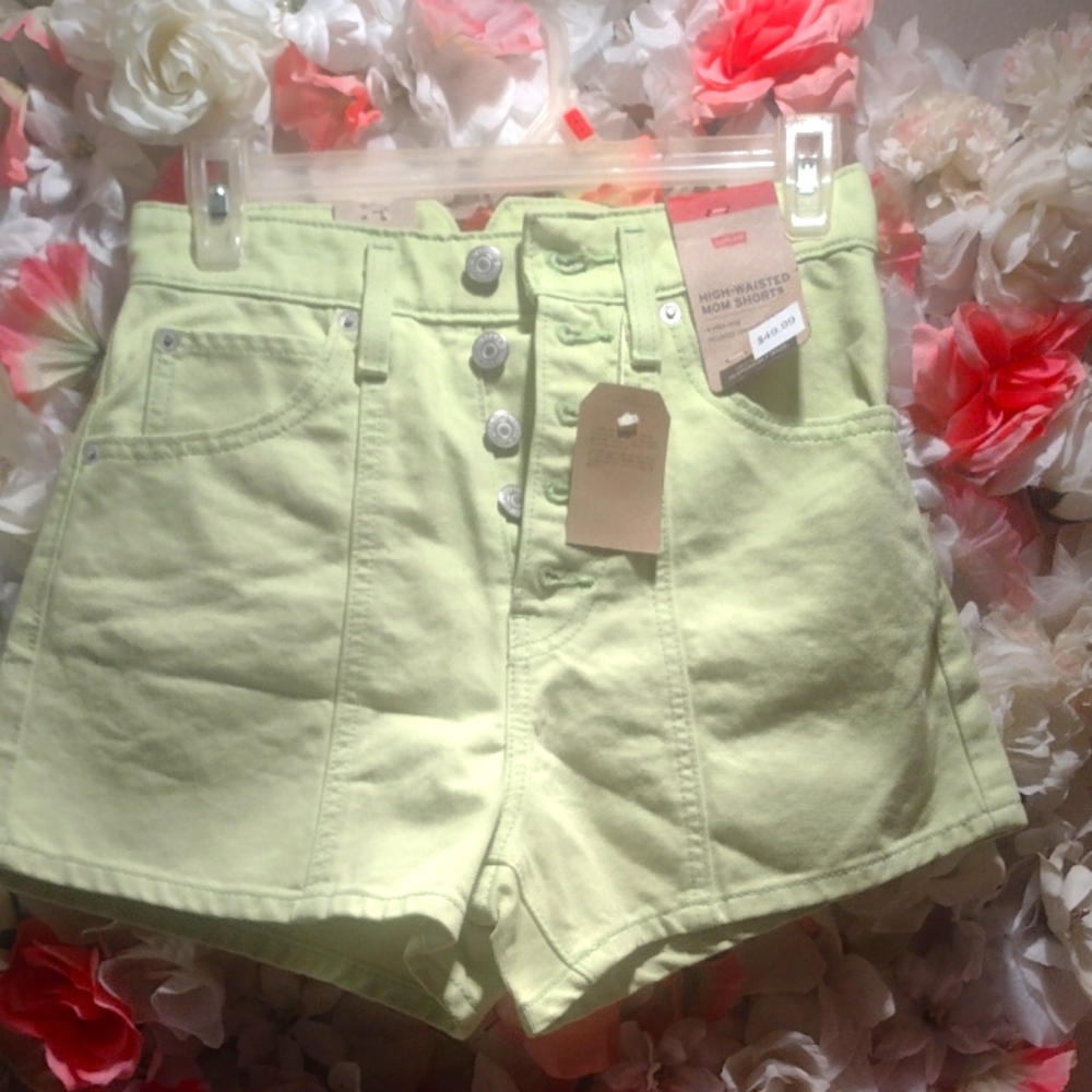 Levi shorts